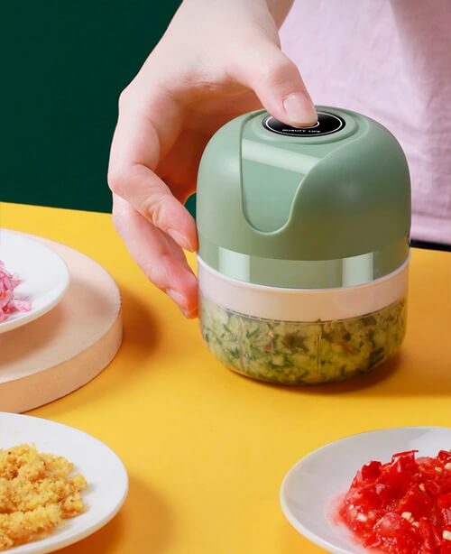 KITCHEN CUTTER